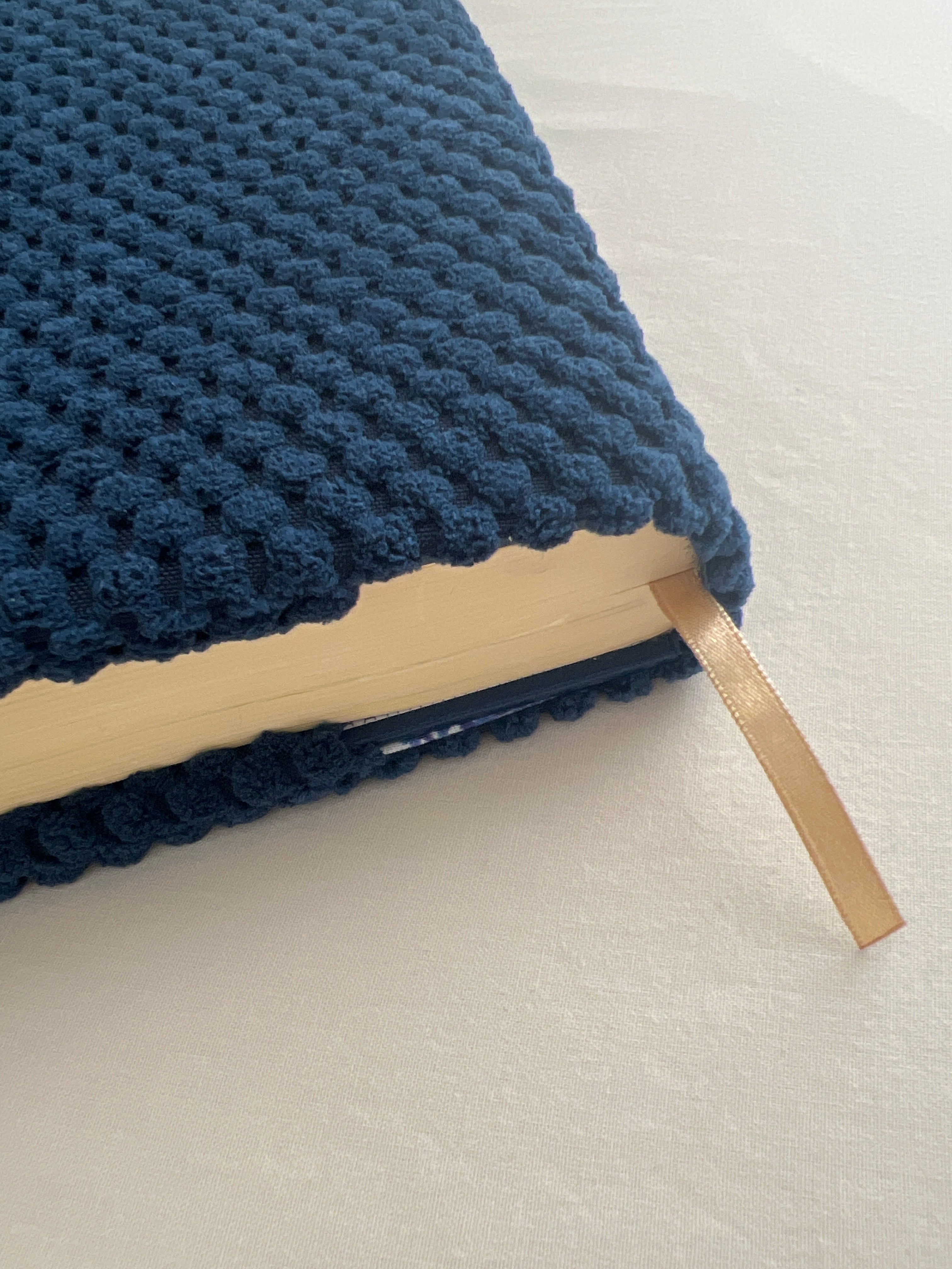 Protege Coran style crochet bleu (Tajwid)